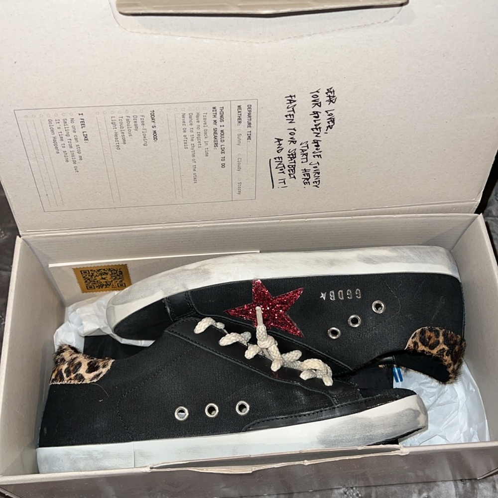 Golden Goose Sneakers. Superstar. Size 40.